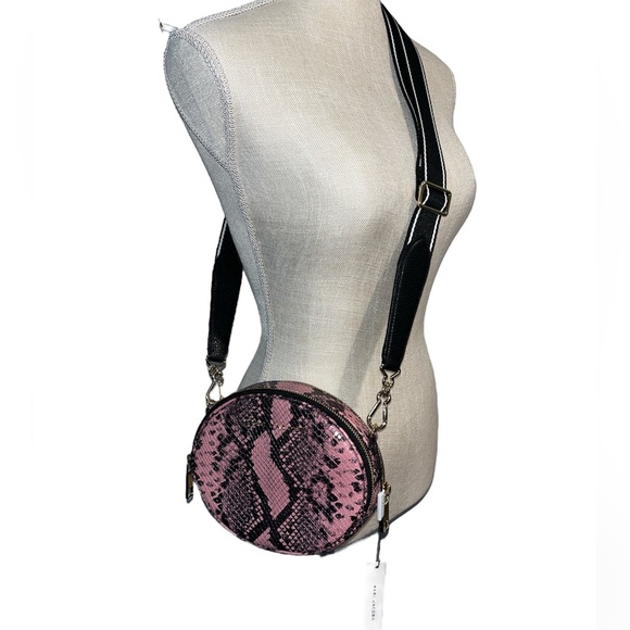 NWT! $295 MSRP Marc Jacobs Dusty Pink Snakeskin-Embossed Leather Crossbody Bag - Picture 2 of 10